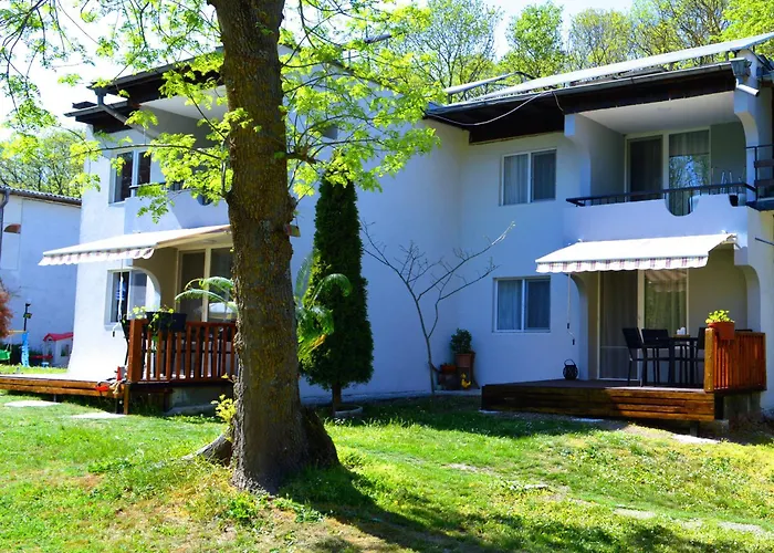 By Baza Academic * 골든샌드