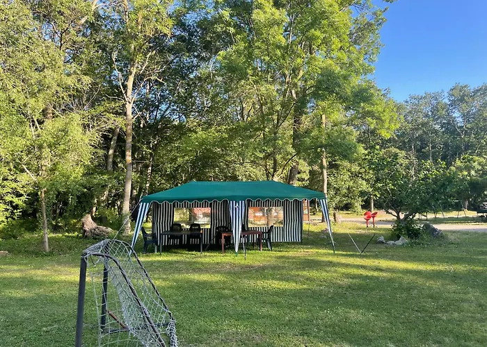 By Baza Academic 아파트 *