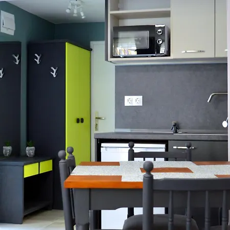 Апартамент By Baza Academic