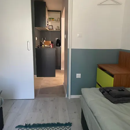 By Baza Academic Апартамент *