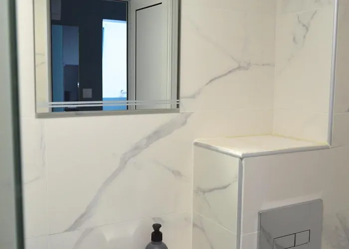 Apartament By Baza Academic *